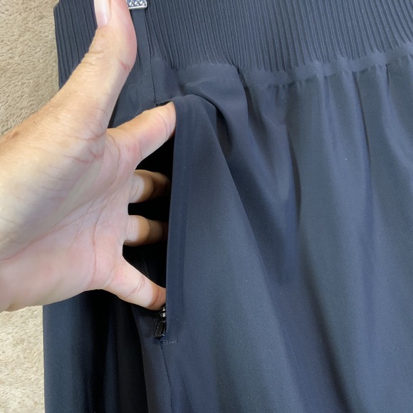 Athleta Cosmic High Low Skirt Size Small Black Lightweight Elastic Waist Pockets - Picture 2 of 7